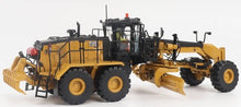 Load image into Gallery viewer, CAT 1:50 18 Motor Grader - High Line Series